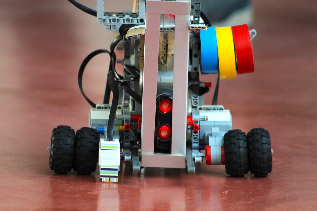 robot mindstorms 2016