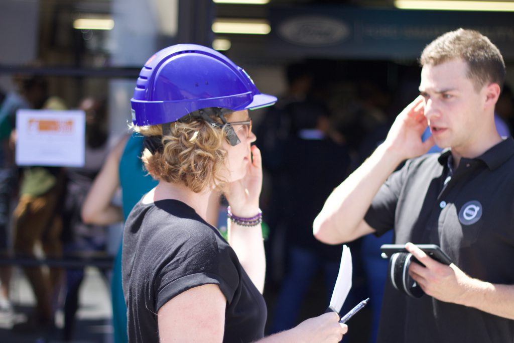 Jenny Elfsberg tries the cx.Link Hard Hat